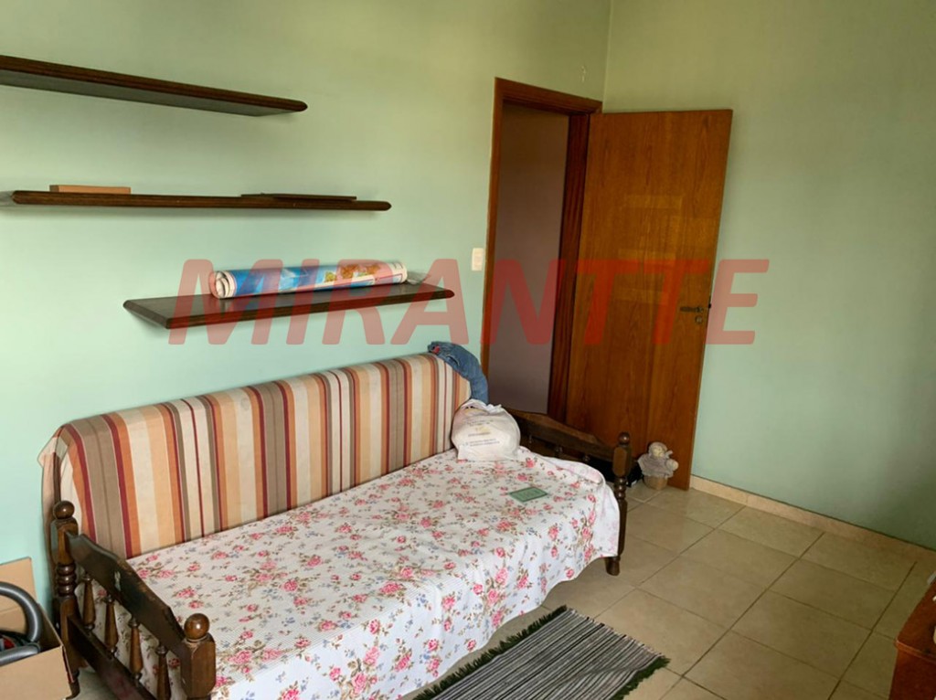 Sobrado de 200m² com 5 quartos em Imirim