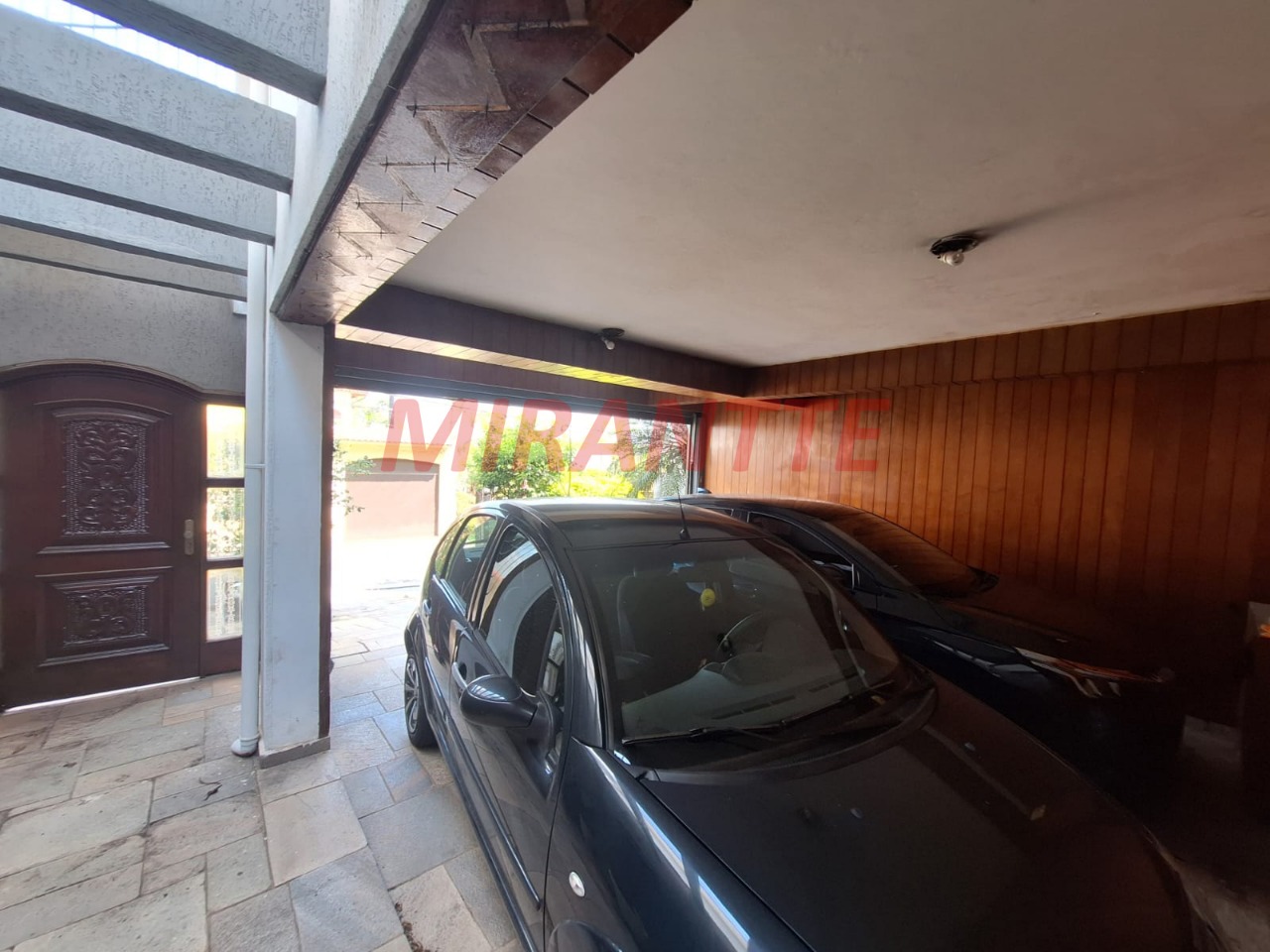 Sobrado de 342m² com 4 quartos em Jardim São Bento