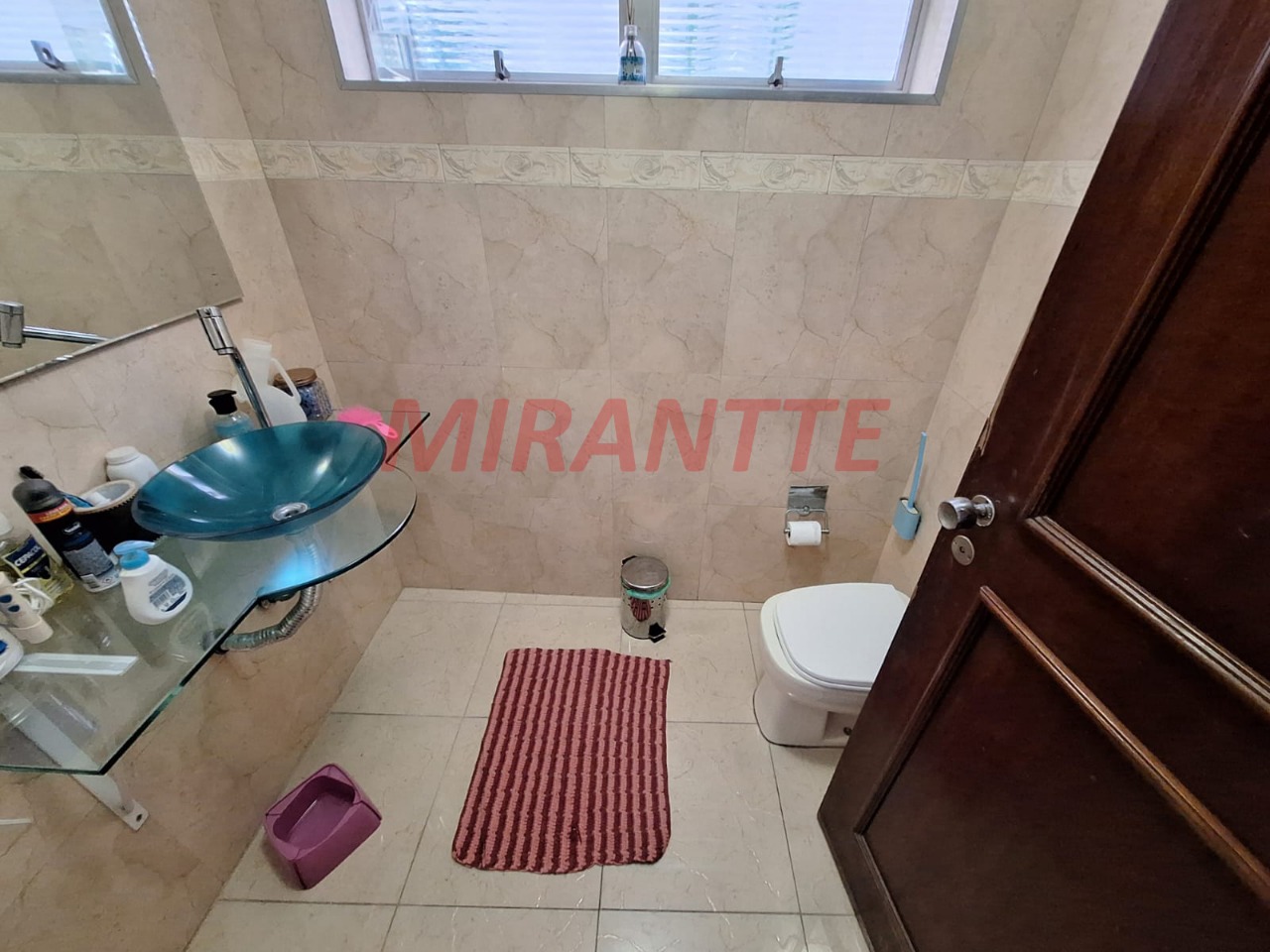 Sobrado de 342m² com 4 quartos em Jardim São Bento