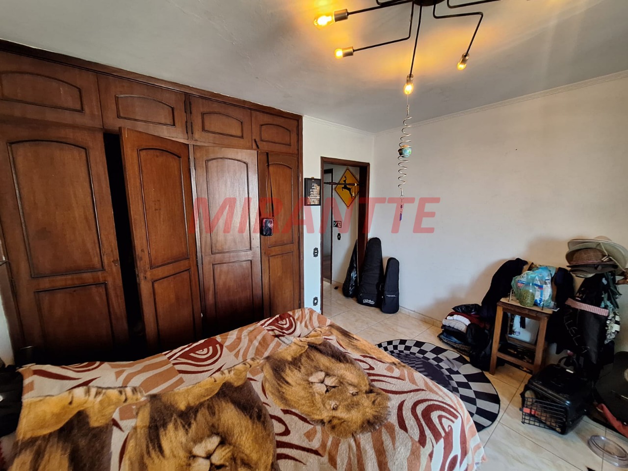 Sobrado de 342m² com 4 quartos em Jardim São Bento