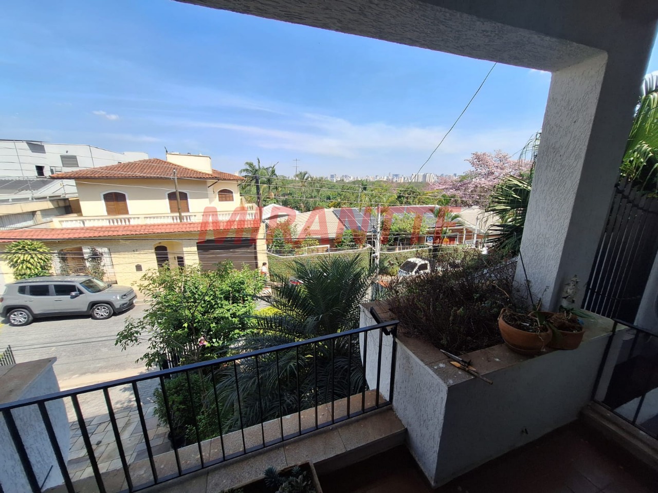 Sobrado de 342m² com 4 quartos em Jardim São Bento