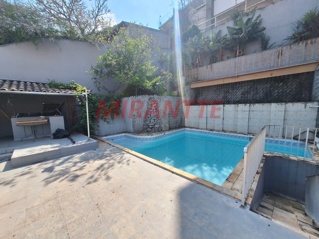 Sobrado de 342m² com 4 quartos em Jardim São Bento