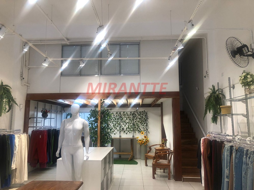 Comercial de 200m² em Santana