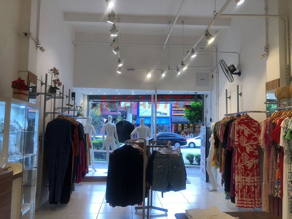 Comercial de 200m² em Santana