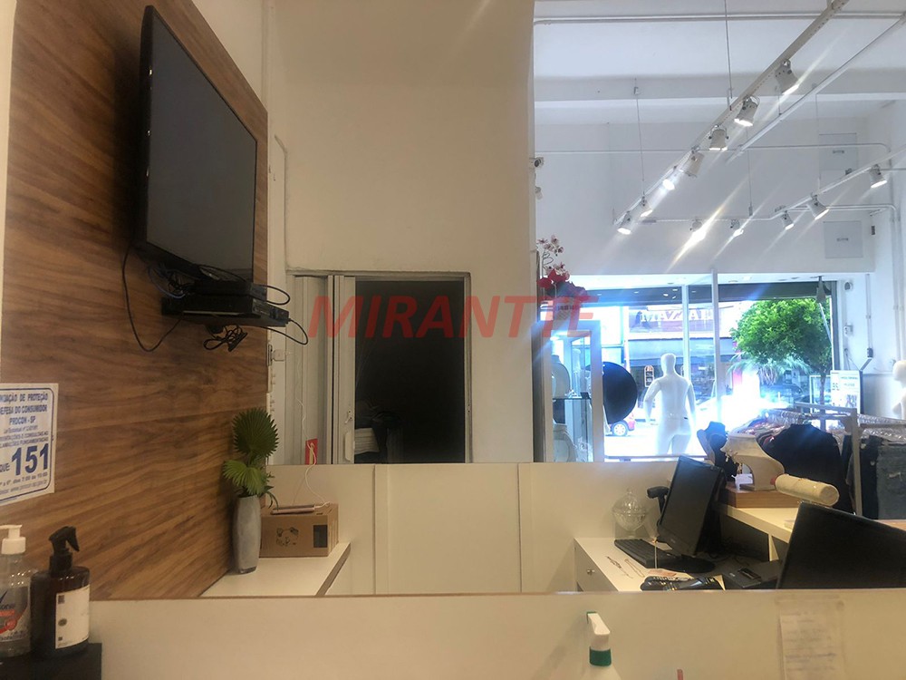 Comercial de 200m² em Santana