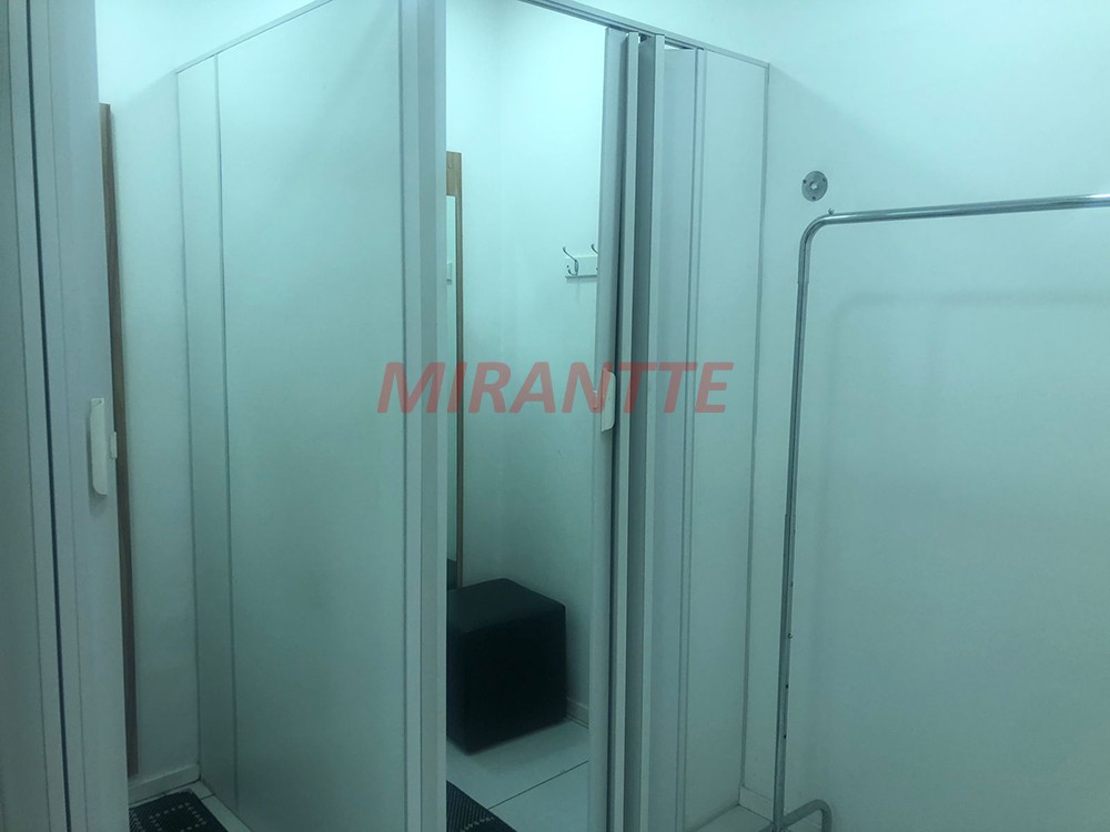 Comercial de 200m² em Santana