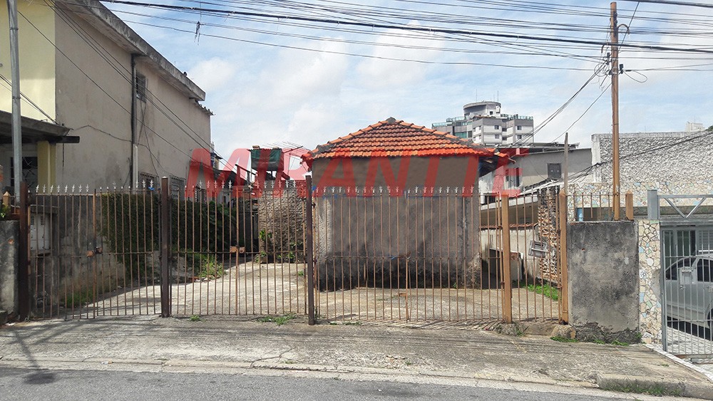 Terreno de 627m² em Chora Menino