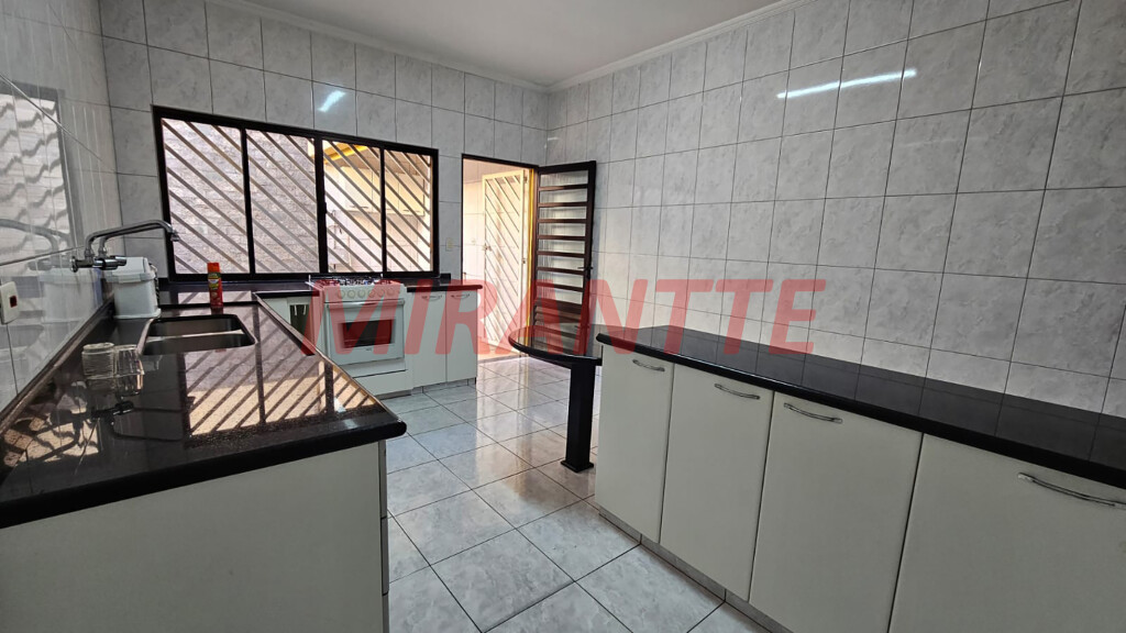 Sobrado de 220m² com 3 quartos em Cachoeirinha