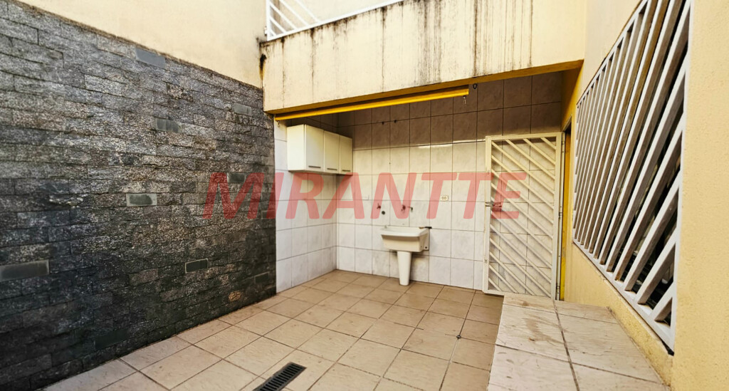 Sobrado de 220m² com 3 quartos em Cachoeirinha