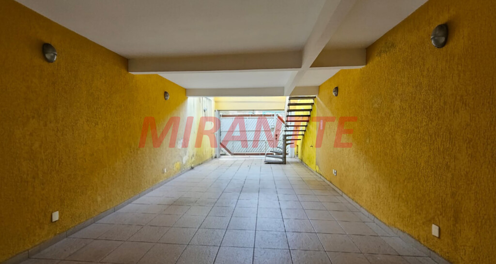 Sobrado de 220m² com 3 quartos em Cachoeirinha