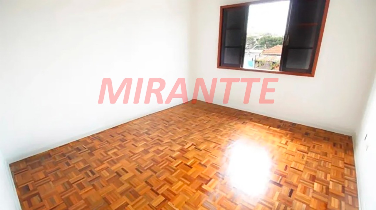 Sobrado de 153m² com 3 quartos em Água Fria