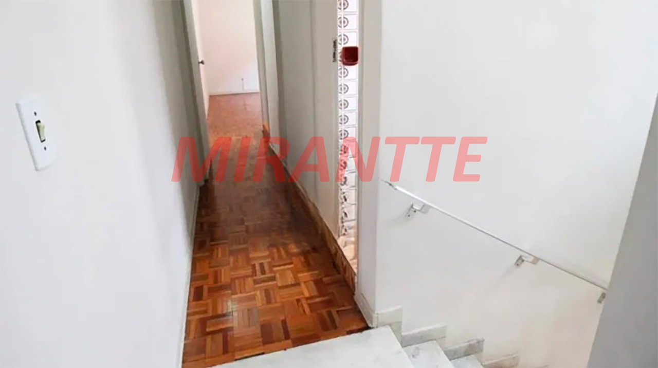 Sobrado de 153m² com 3 quartos em Água Fria