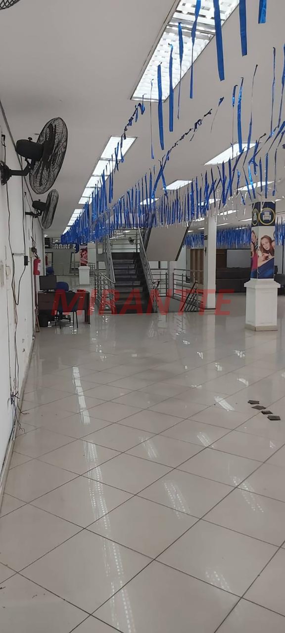 Comercial de 1927m² em Vila Sabrina