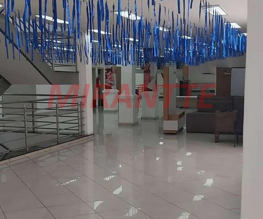 Comercial de 1927m² em Vila Sabrina