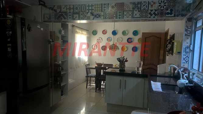 Casa terrea de 236m² com 6 quartos em Jardim São Paulo