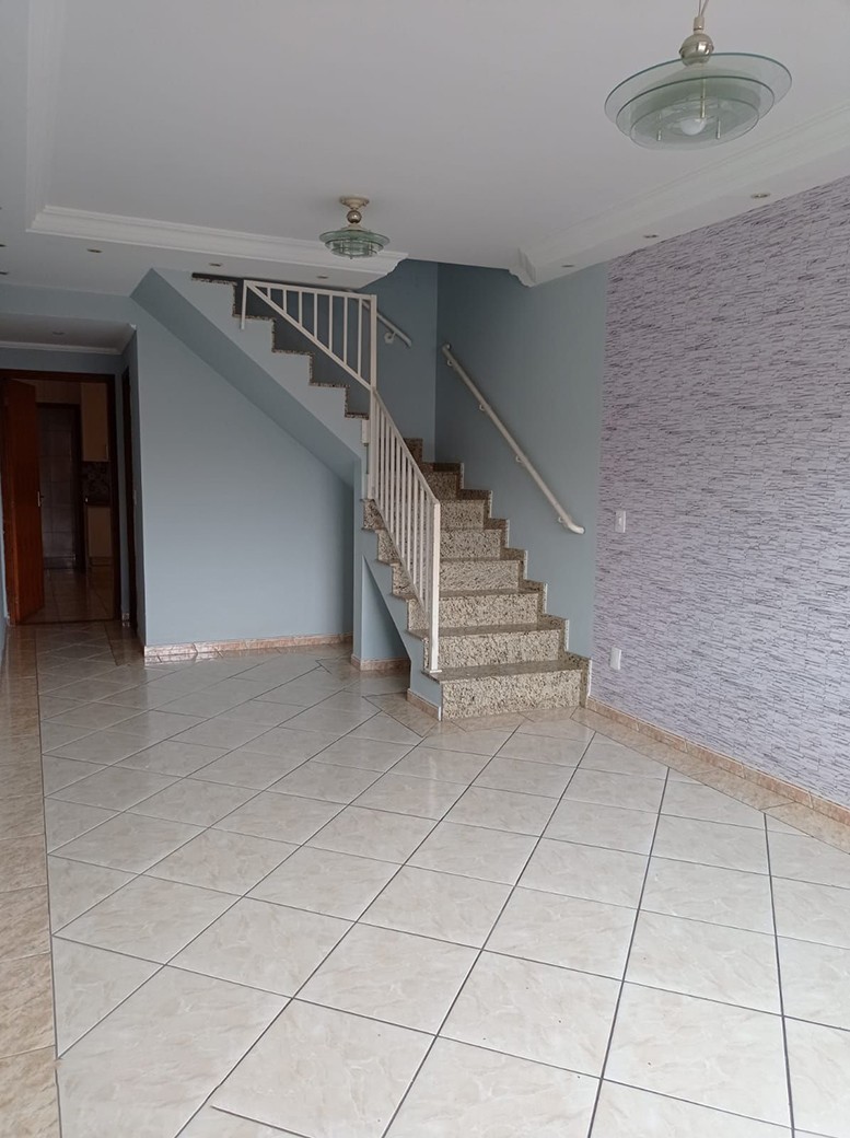 Sobrado de 148m² com 3 quartos em Imirim