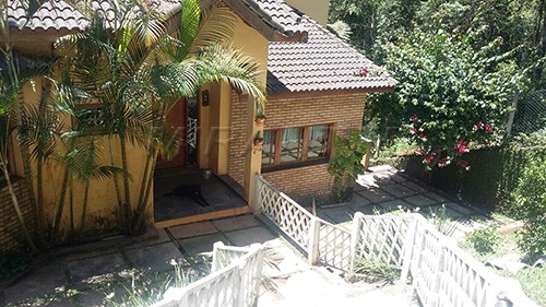 Sobrado de 350m² com 4 quartos em Serra Da Cantareira