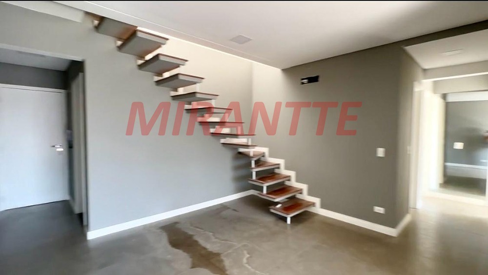 Cobertura de 178m² com 3 quartos em Água Fria