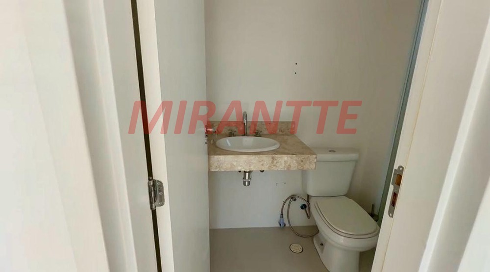 Cobertura de 178m² com 3 quartos em Água Fria