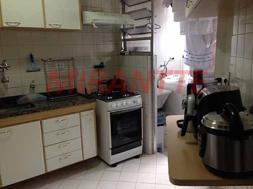 Apartamento de 60m² com 2 quartos em Limão