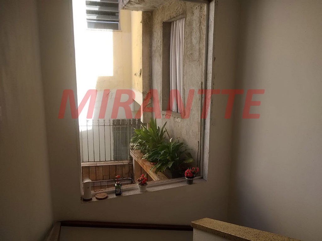 Sobrado de 150m² com 3 quartos em Água Fria