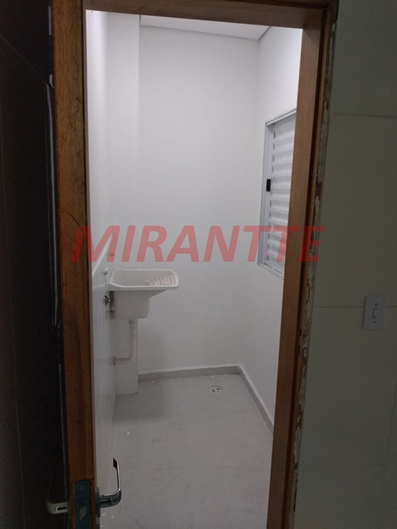Sobrado de 182m² com 3 quartos em Jardim Virginia Bianca