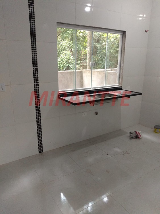 Sobrado de 182m² com 3 quartos em Jardim Virginia Bianca