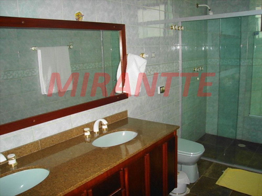 Sobrado de 1200m² com 5 quartos em Acapulco