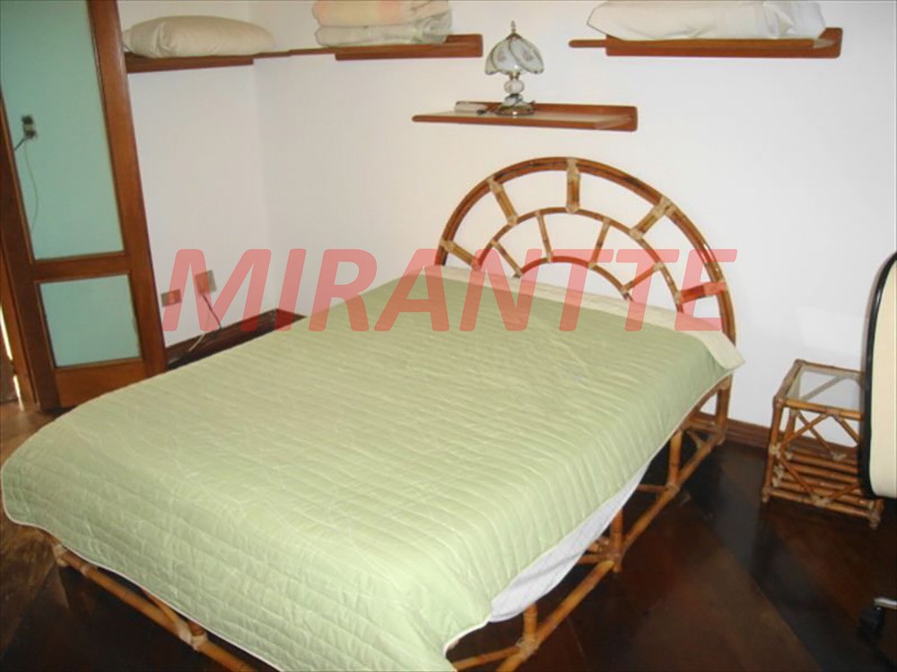 Sobrado de 1200m² com 5 quartos em Acapulco