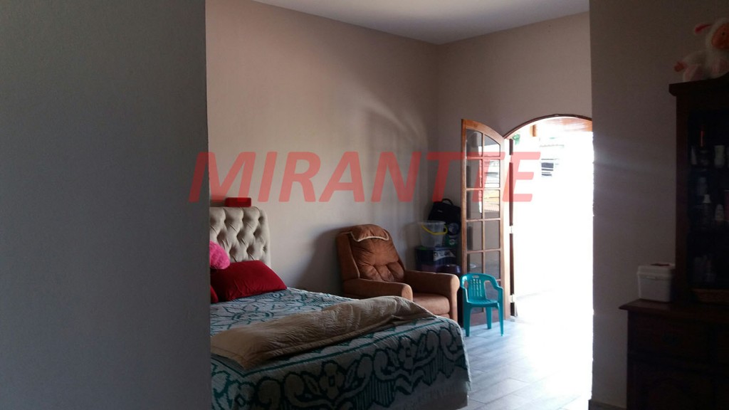Sobrado de 230m² com 4 quartos em Parque Edu Chaves