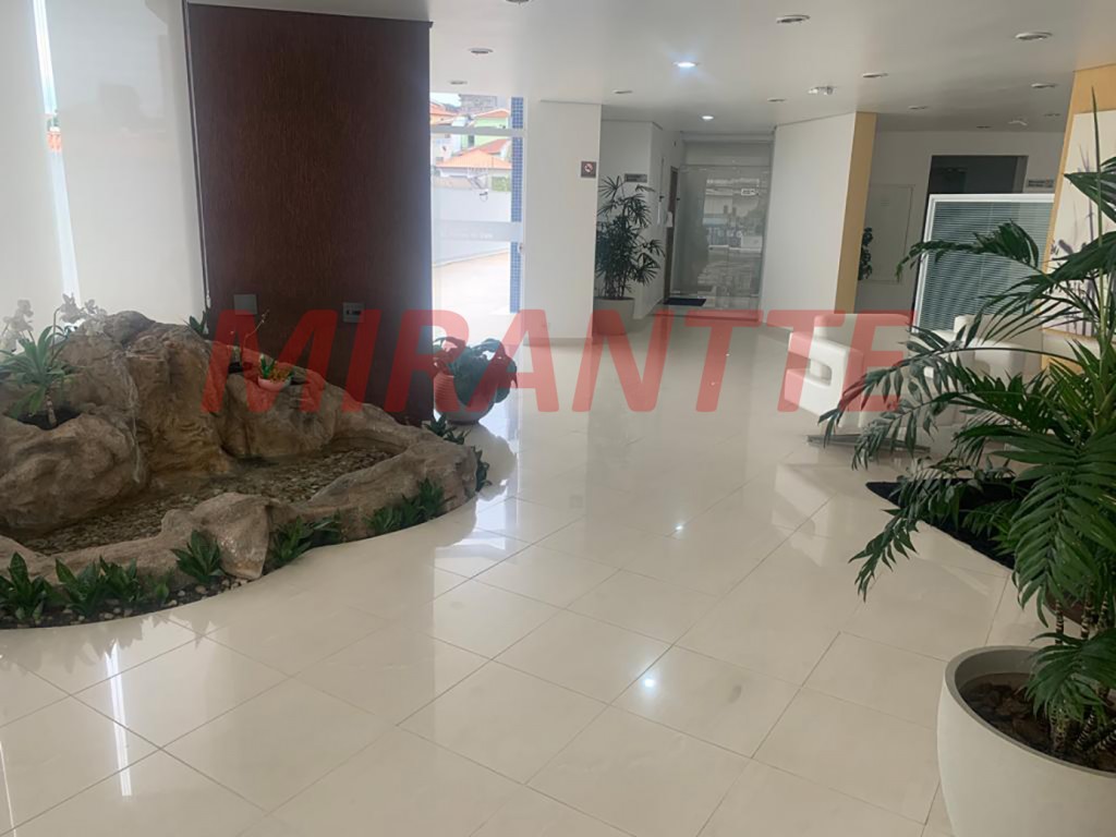 Apartamento de 150m² com 3 quartos em Água Fria