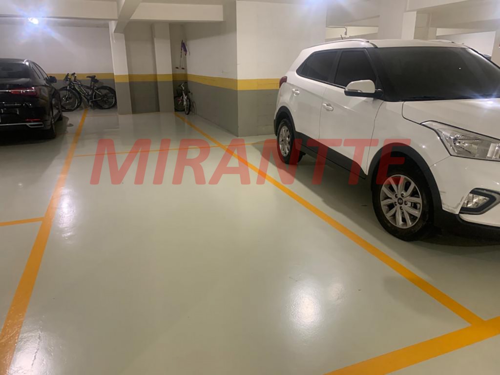 Apartamento de 150m² com 3 quartos em Água Fria