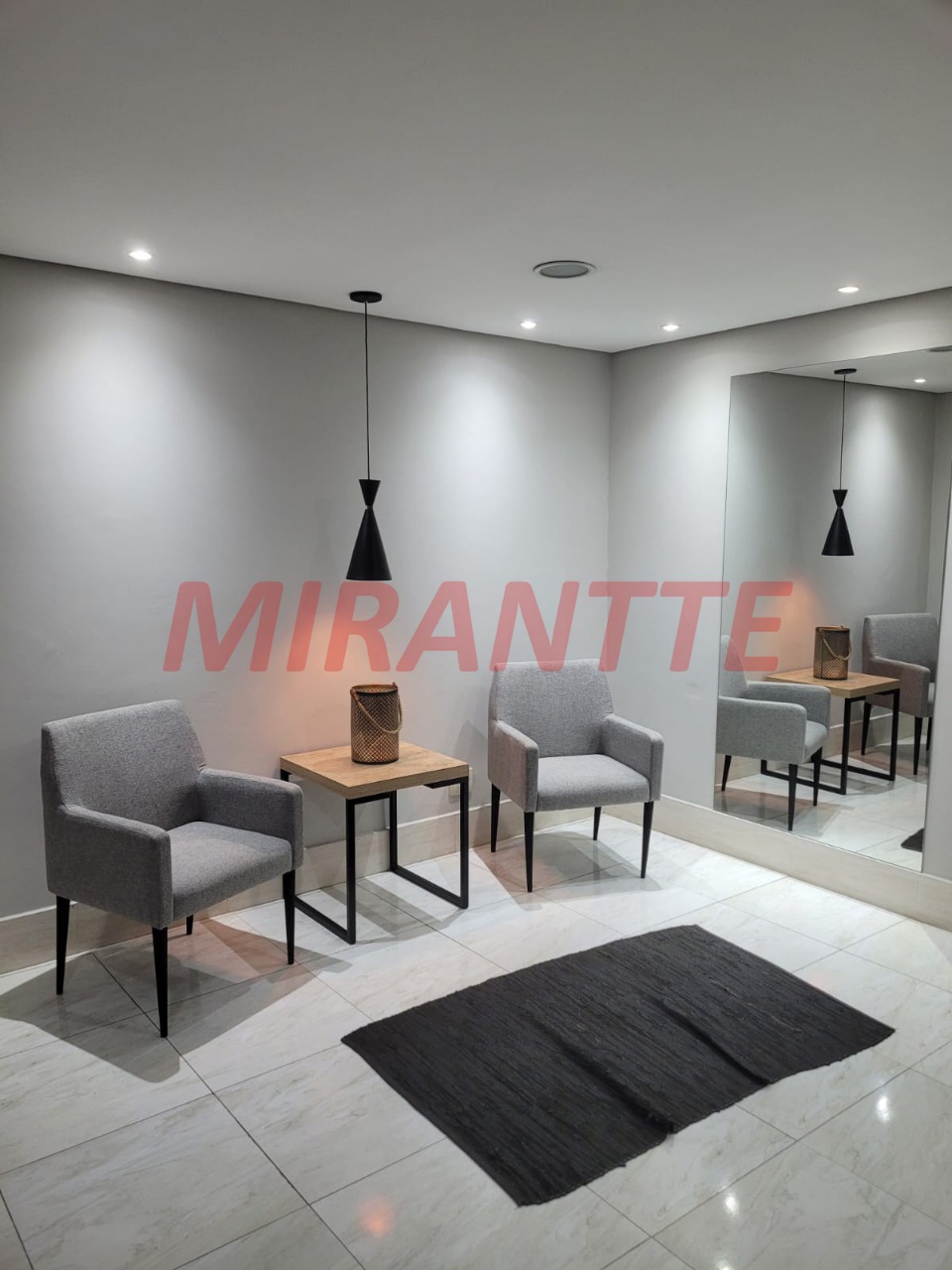 Apartamento de 58m² com 2 quartos em Parada Inglesa