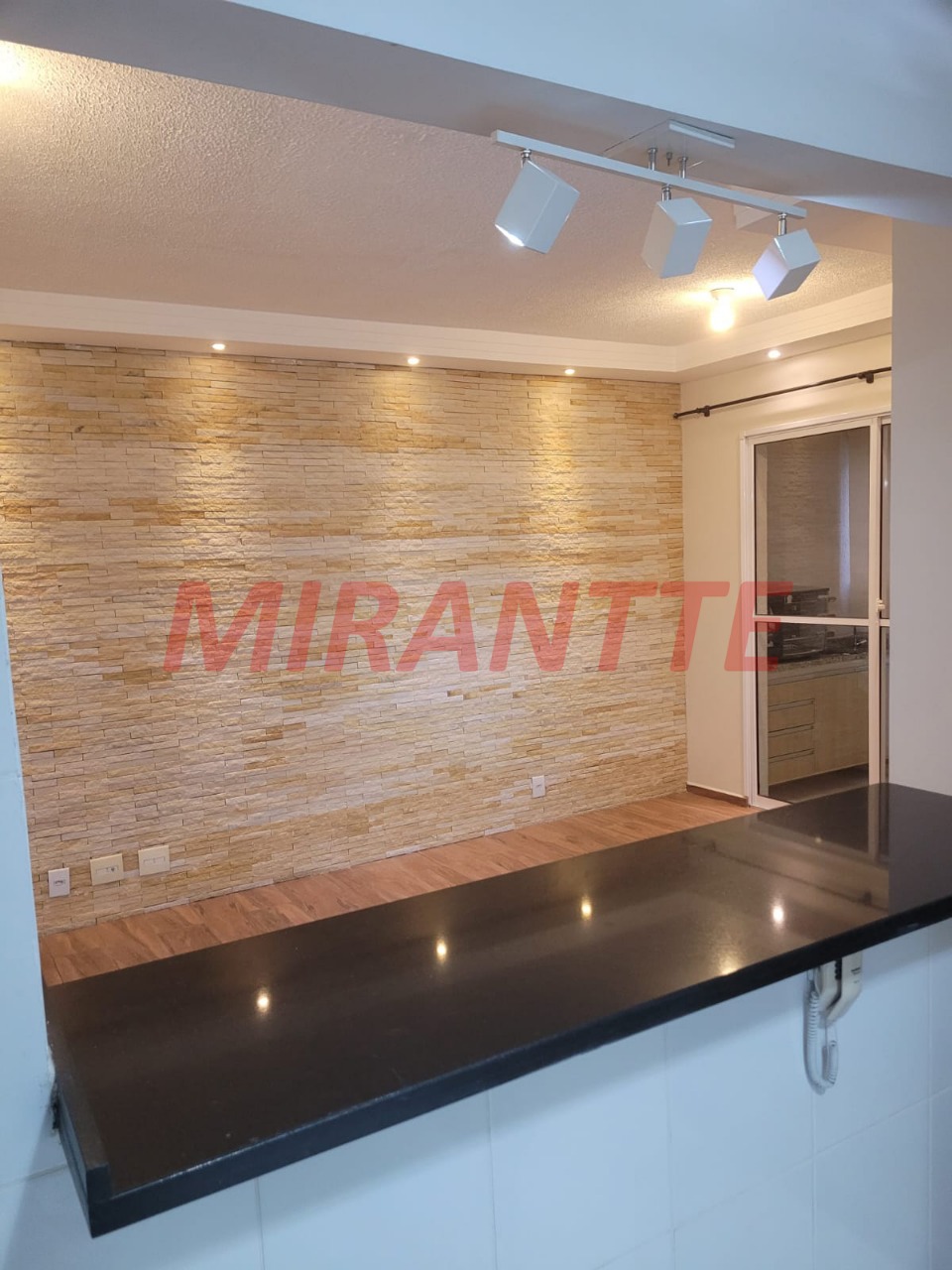 Apartamento de 58m² com 2 quartos em Parada Inglesa