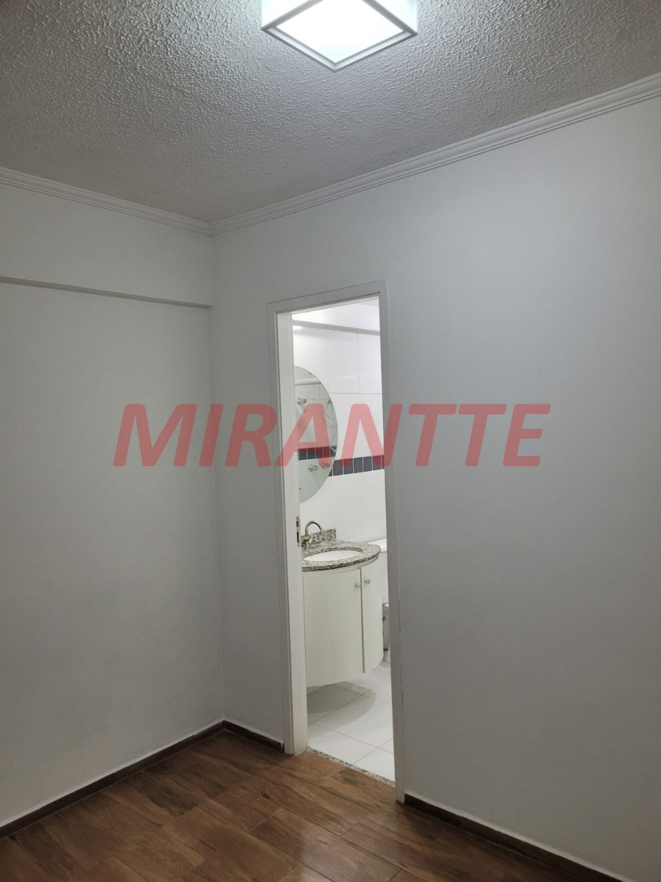 Apartamento de 58m² com 2 quartos em Parada Inglesa