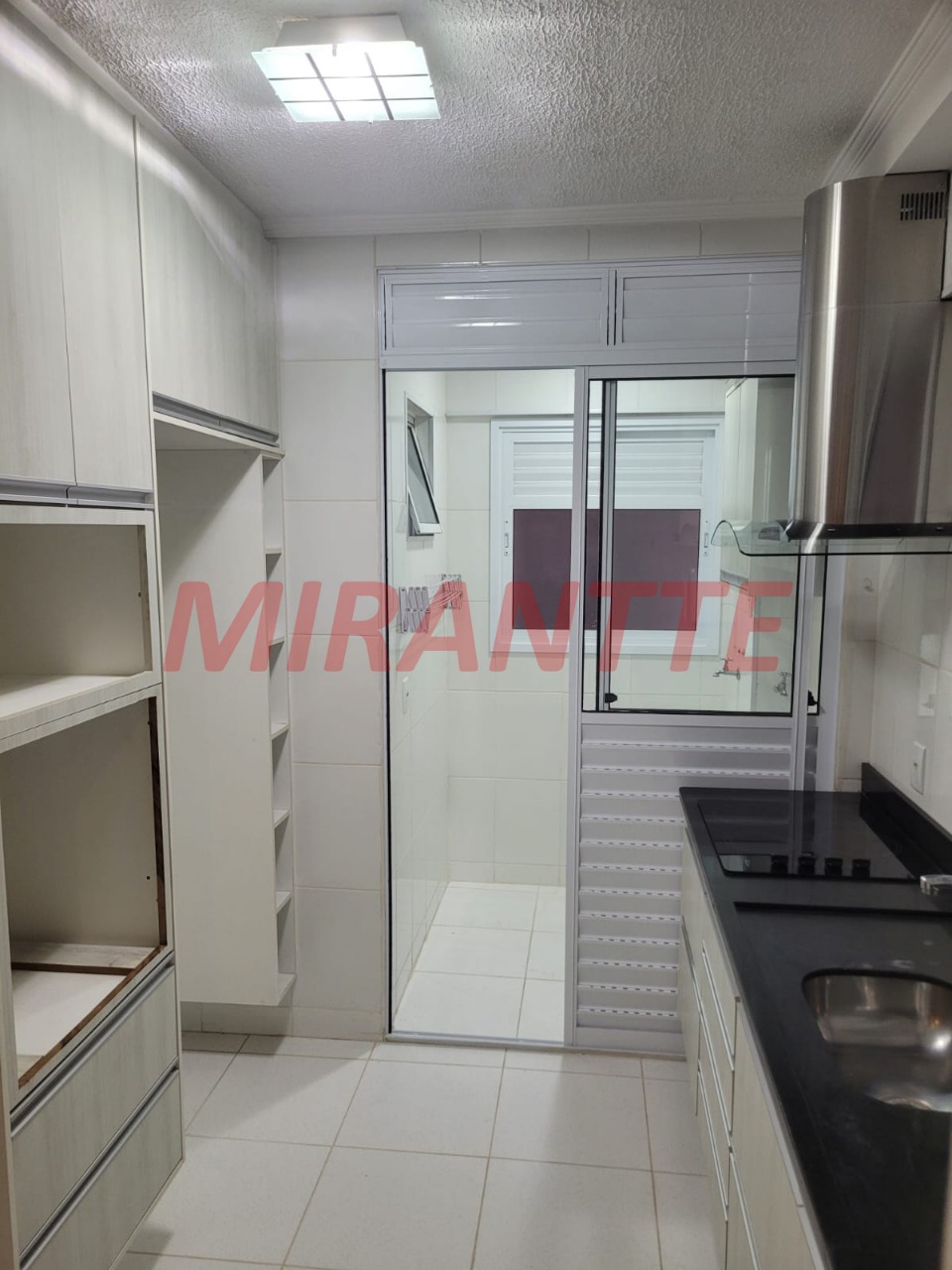 Apartamento de 58m² com 2 quartos em Parada Inglesa
