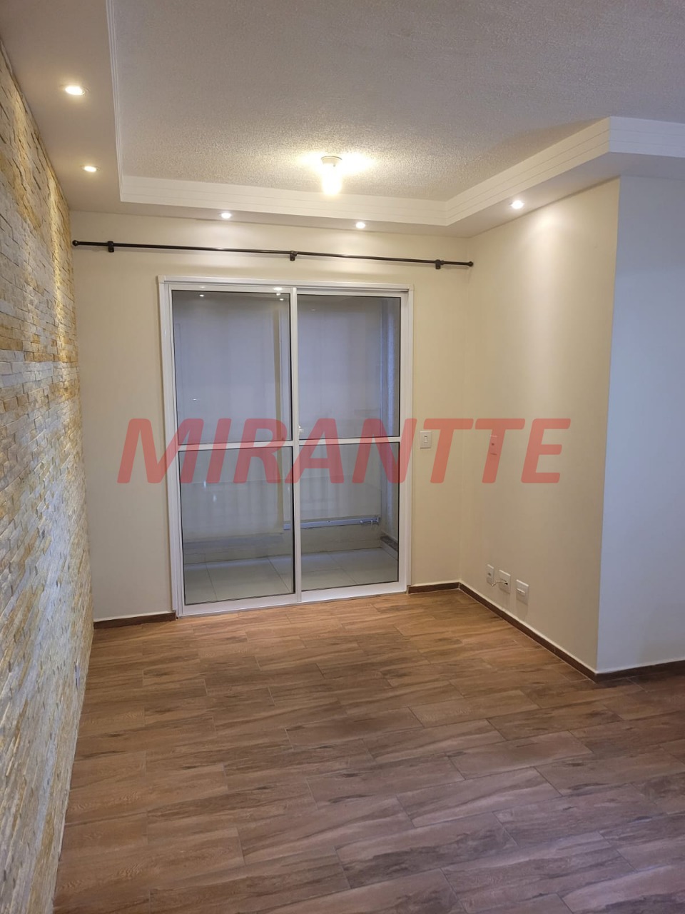 Apartamento de 58m² com 2 quartos em Parada Inglesa