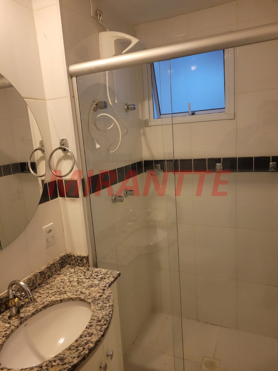 Apartamento de 58m² com 2 quartos em Parada Inglesa