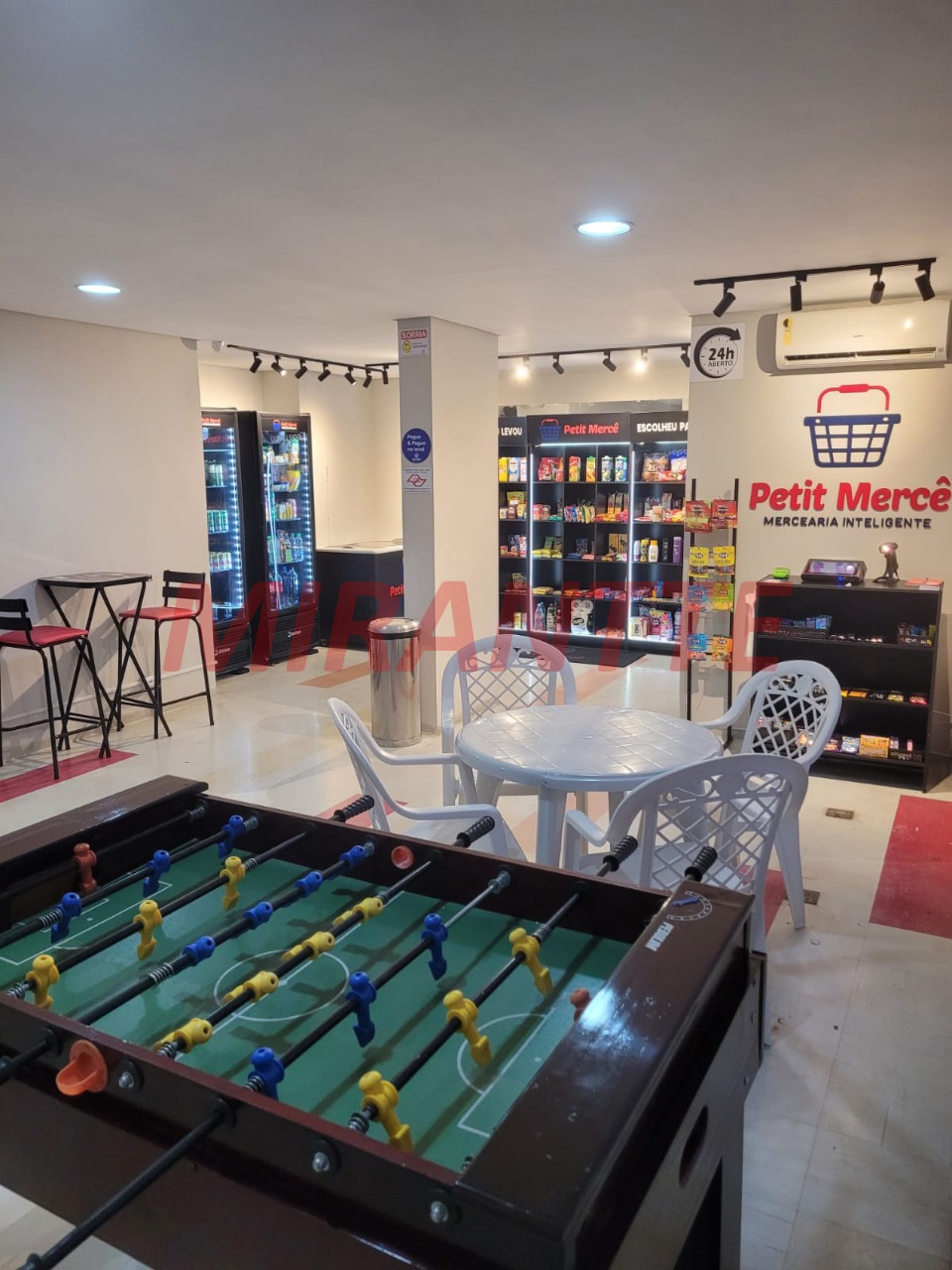 Apartamento de 58m² com 2 quartos em Parada Inglesa