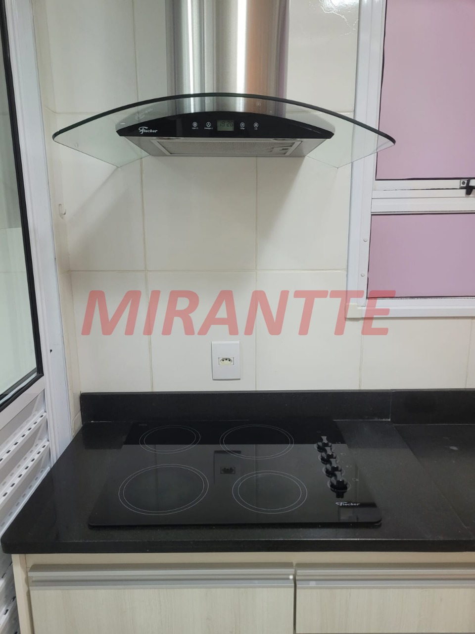 Apartamento de 58m² com 2 quartos em Parada Inglesa