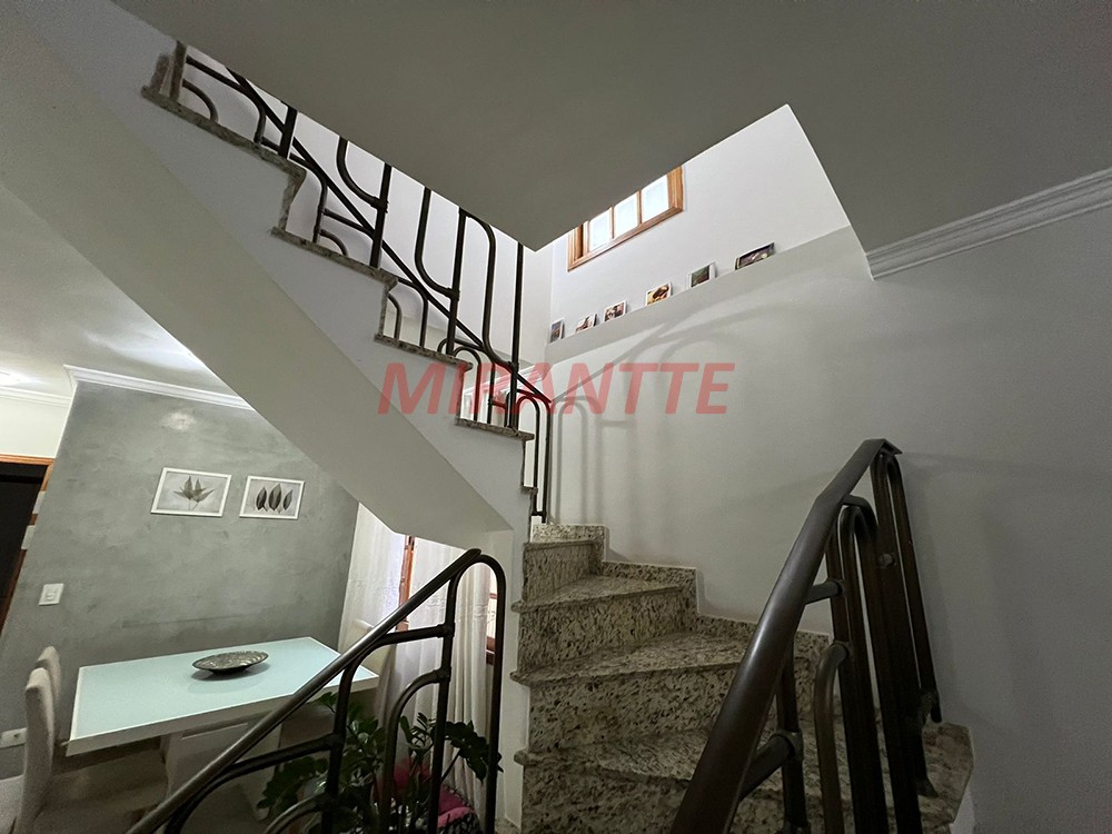 Sobrado de 196m² com 3 quartos em Parque Mandaqui