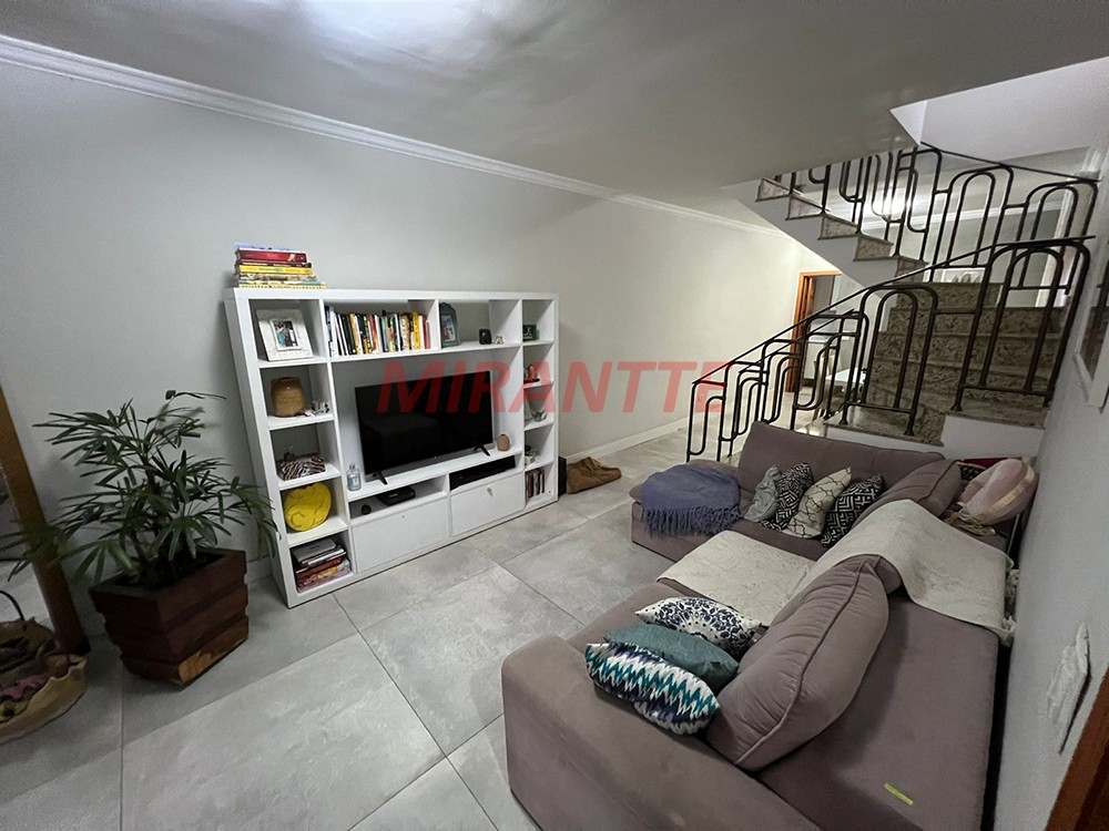 Sobrado de 196m² com 3 quartos em Parque Mandaqui