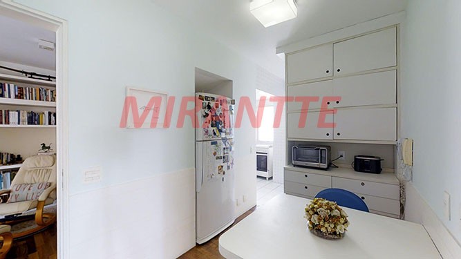 Apartamento de 247m² com 3 quartos em Real Parque