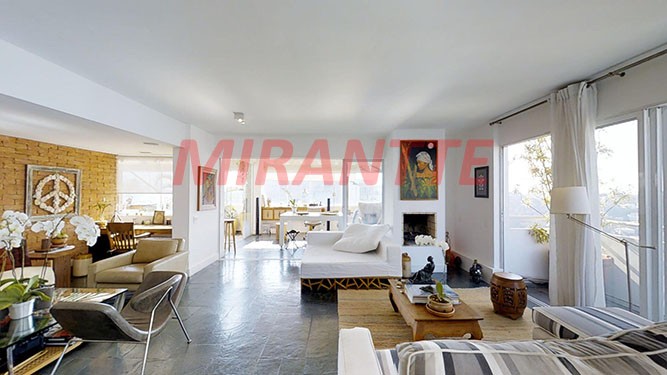 Apartamento de 247m² com 3 quartos em Real Parque