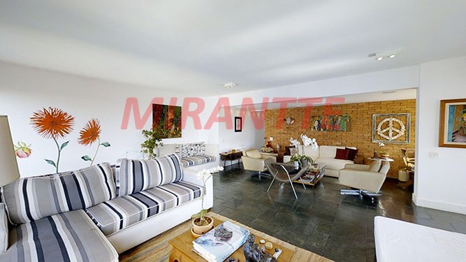 Apartamento de 247m² com 3 quartos em Real Parque