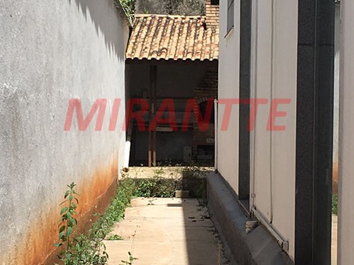 Comercial de 455m² em Horto Florestal