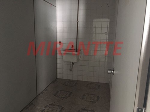 Comercial de 455m² em Horto Florestal