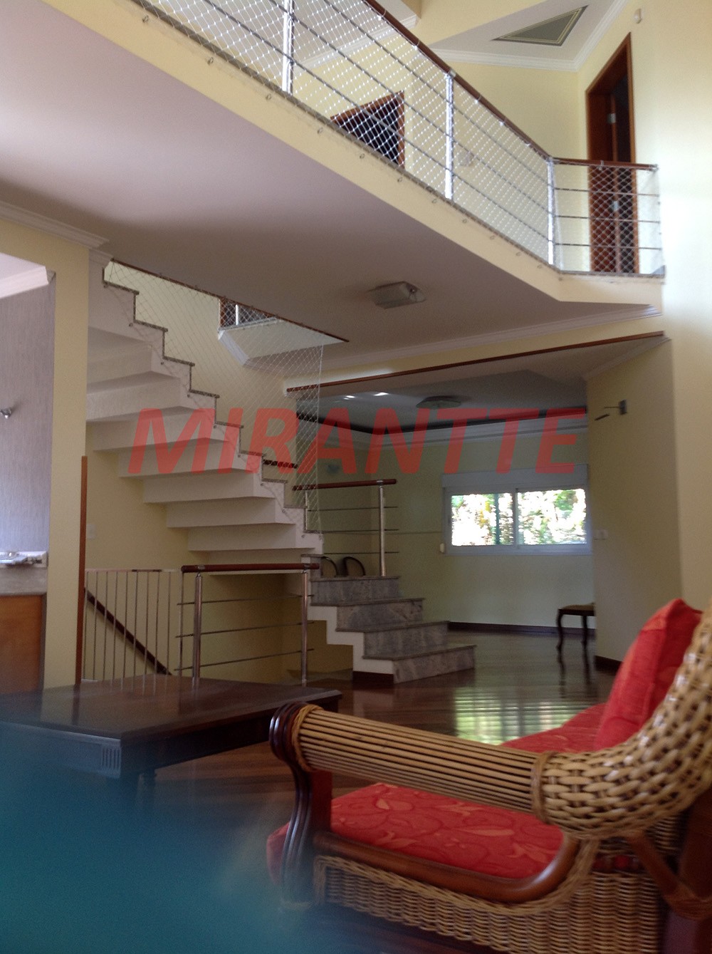 Sobrado de 500m² com 5 quartos em Serra da Cantareira