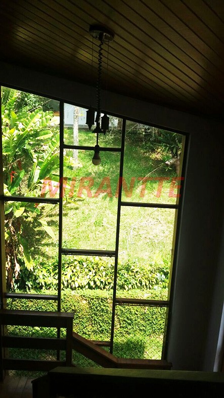Sobrado de 400m² com 4 quartos em Serra Da Cantareira