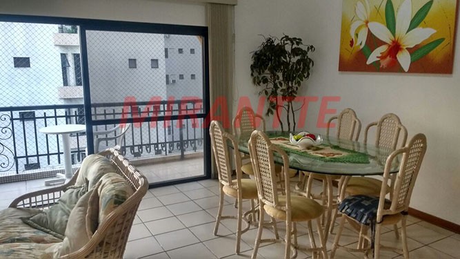 Apartamento de 218m² com 4 quartos em Pitangueiras